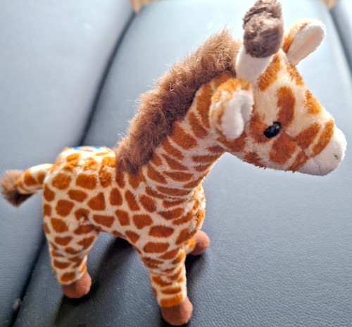 Baby giraffe plüschtier - baby,